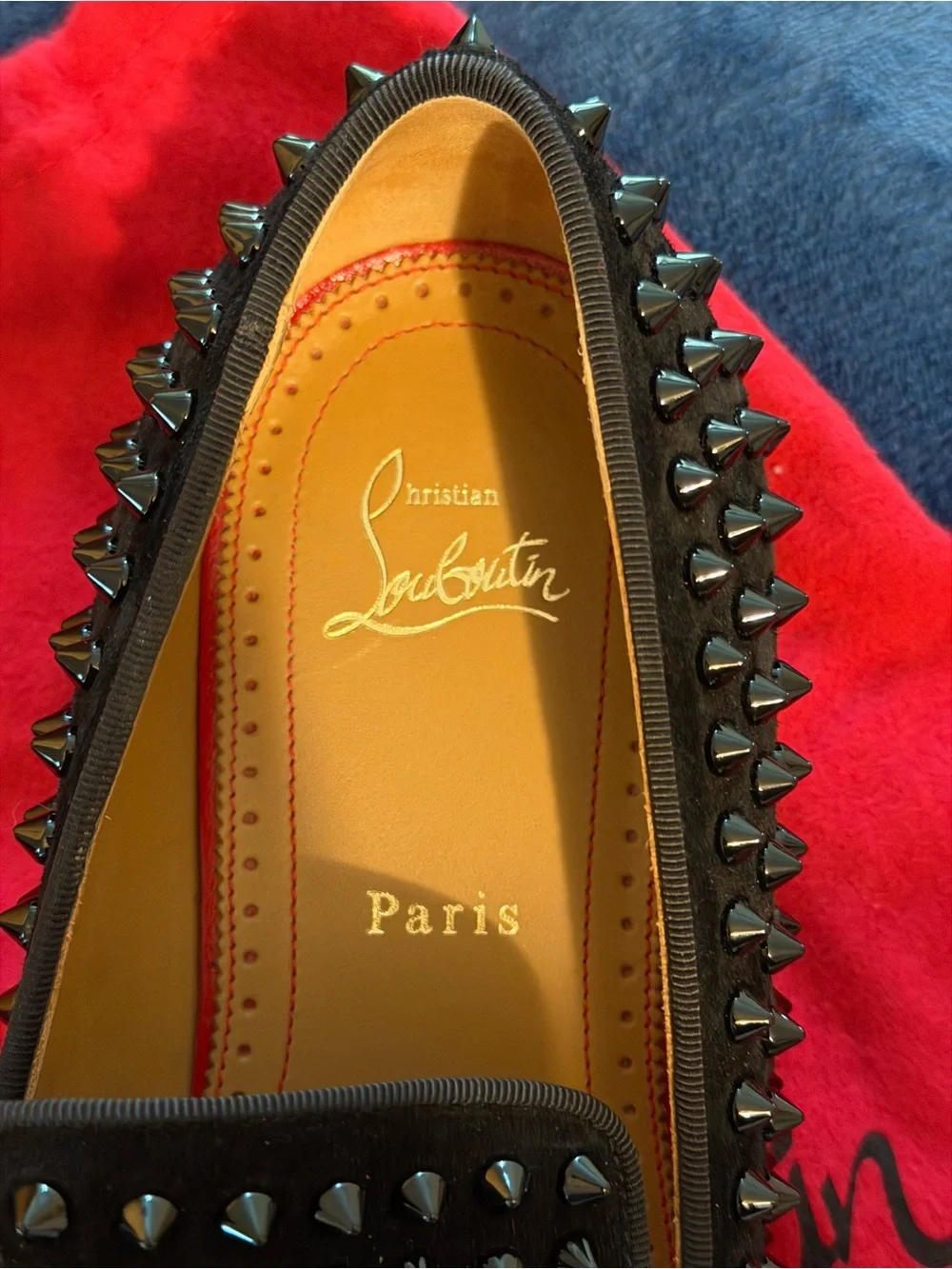 Christian Louboutin Dandelion Spikes Flat Veau - Black